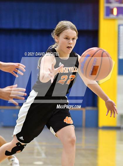 Thumbnail 3 in Roseville @ Del Campo photogallery.