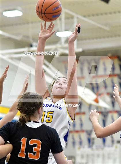 Thumbnail 1 in Roseville @ Del Campo photogallery.