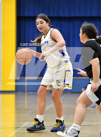 Thumbnail 3 in Roseville @ Del Campo photogallery.