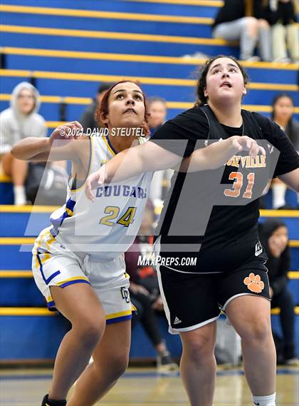 Thumbnail 1 in Roseville @ Del Campo photogallery.