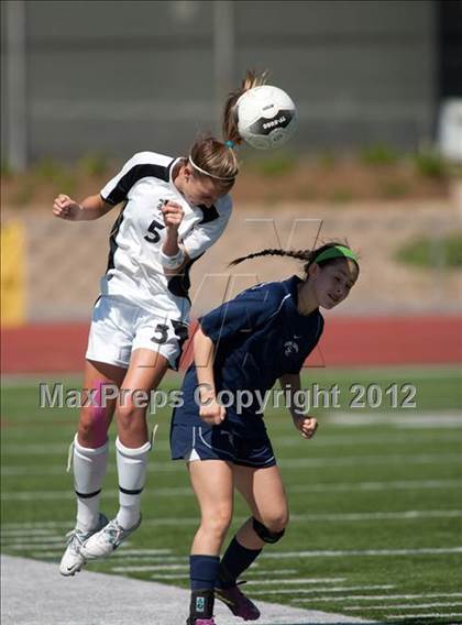 Thumbnail 2 in Citrus Valley vs Sierra Canyon (CIF SS D7 Final) photogallery.