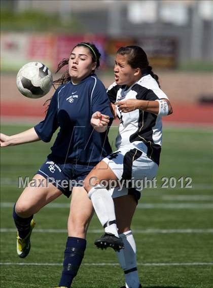 Thumbnail 1 in Citrus Valley vs Sierra Canyon (CIF SS D7 Final) photogallery.