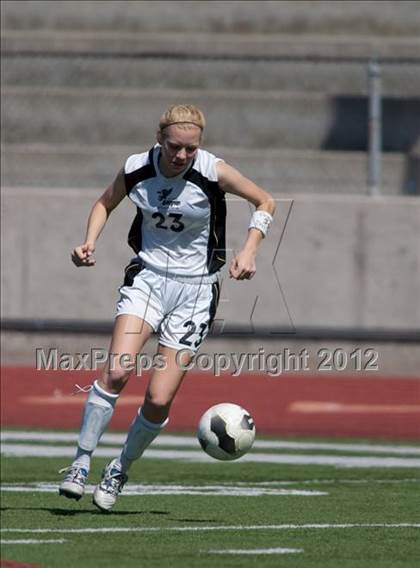 Thumbnail 1 in Citrus Valley vs Sierra Canyon (CIF SS D7 Final) photogallery.