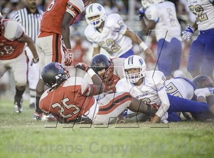 Thumbnail 1 in El Camino Real @ Van Nuys photogallery.