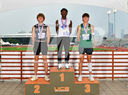 Thumbnail 2 in UIL 3A State Championship (Awards) photogallery.