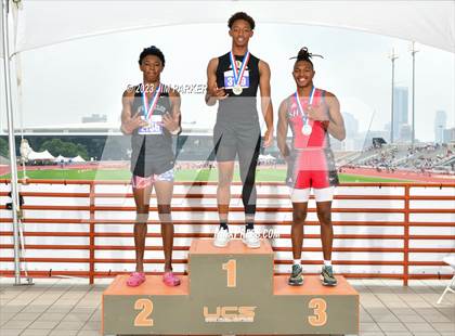 Thumbnail 2 in UIL 3A State Championship (Awards) photogallery.