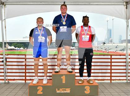 Thumbnail 3 in UIL 3A State Championship (Awards) photogallery.