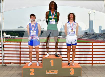 Thumbnail 3 in UIL 3A State Championship (Awards) photogallery.