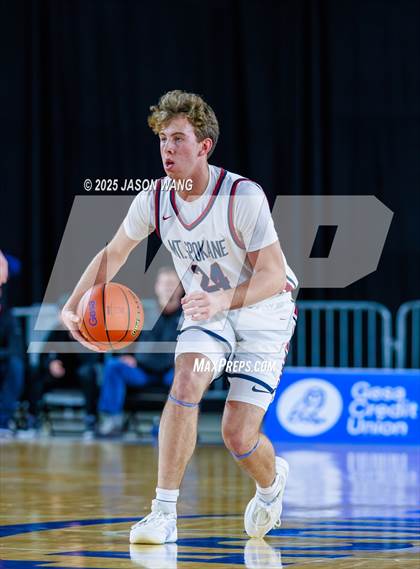 Thumbnail 1 in Mt. Spokane vs. Bellarmine Prep (WIAA 3A Quarter Final) photogallery.