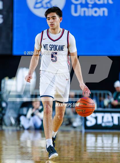 Thumbnail 1 in Mt. Spokane vs. Bellarmine Prep (WIAA 3A Quarter Final) photogallery.