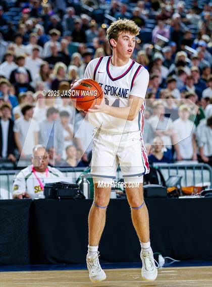 Thumbnail 1 in Mt. Spokane vs. Bellarmine Prep (WIAA 3A Quarter Final) photogallery.
