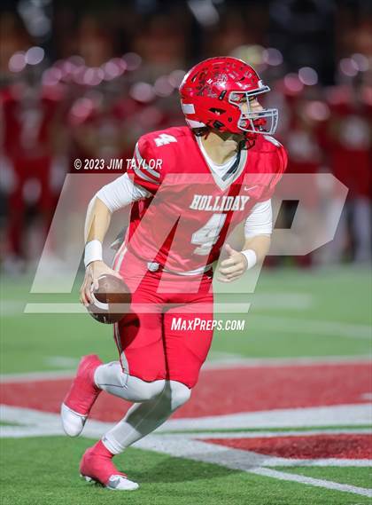 Thumbnail 3 in Jacksboro vs. Holliday (UIL 3A Region Semifinal) photogallery.