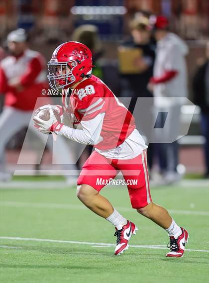 Thumbnail 2 in Jacksboro vs. Holliday (UIL 3A Region Semifinal) photogallery.