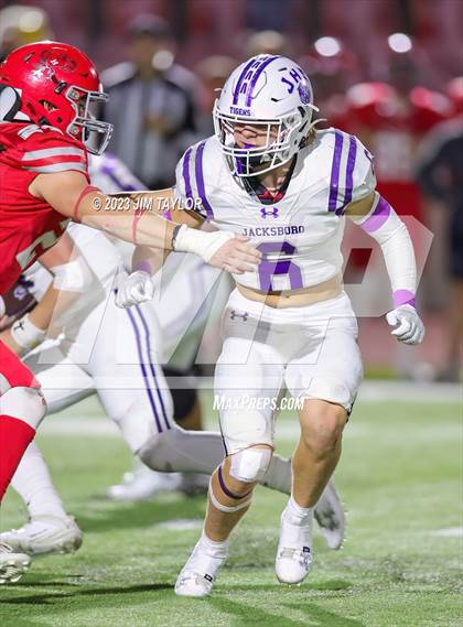 Thumbnail 1 in Jacksboro vs. Holliday (UIL 3A Region Semifinal) photogallery.