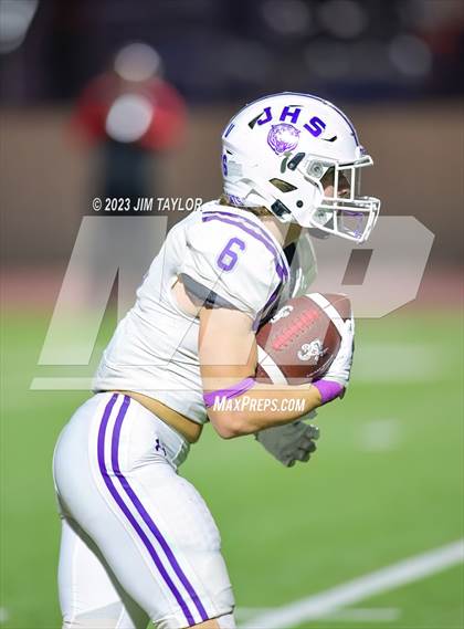 Thumbnail 2 in Jacksboro vs. Holliday (UIL 3A Region Semifinal) photogallery.