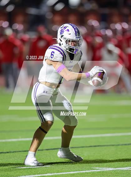 Thumbnail 3 in Jacksboro vs. Holliday (UIL 3A Region Semifinal) photogallery.