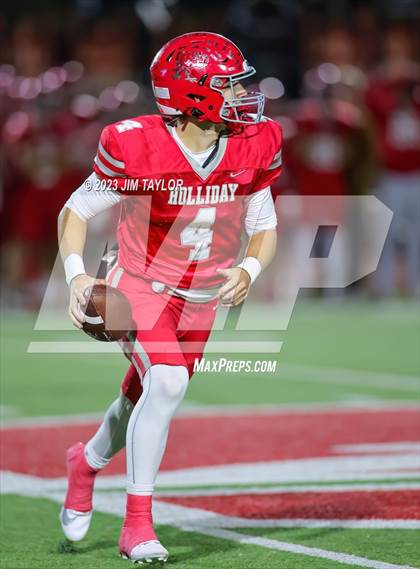 Thumbnail 2 in Jacksboro vs. Holliday (UIL 3A Region Semifinal) photogallery.