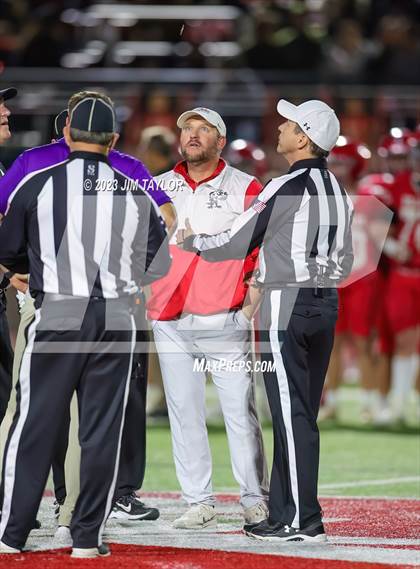 Thumbnail 1 in Jacksboro vs. Holliday (UIL 3A Region Semifinal) photogallery.