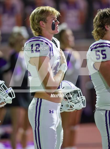 Thumbnail 1 in Jacksboro vs. Holliday (UIL 3A Region Semifinal) photogallery.