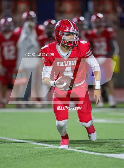 Thumbnail 2 in Jacksboro vs. Holliday (UIL 3A Region Semifinal) photogallery.