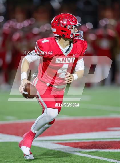 Thumbnail 1 in Jacksboro vs. Holliday (UIL 3A Region Semifinal) photogallery.