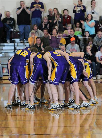 Thumbnail 1 in Clayton vs. Drummond (WIAA D5 Sectional Final) photogallery.