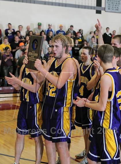 Thumbnail 2 in Clayton vs. Drummond (WIAA D5 Sectional Final) photogallery.