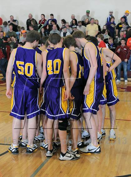 Thumbnail 2 in Clayton vs. Drummond (WIAA D5 Sectional Final) photogallery.