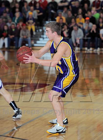 Thumbnail 2 in Clayton vs. Drummond (WIAA D5 Sectional Final) photogallery.