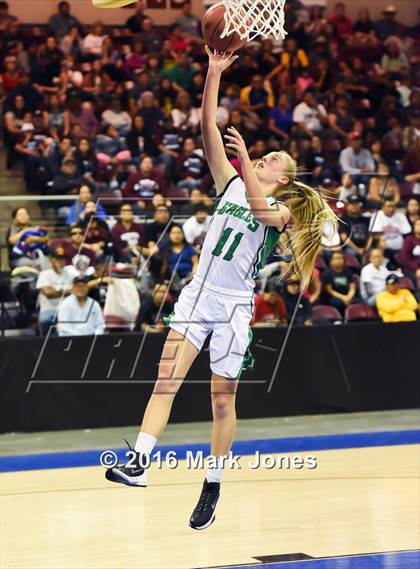 Thumbnail 2 in Ganado vs. Thatcher (AIA D4 Final) photogallery.