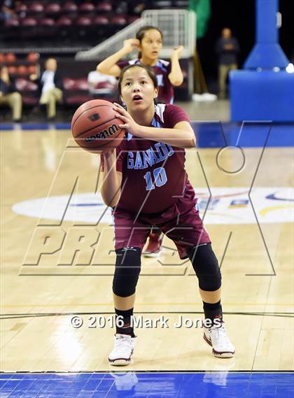 Thumbnail 2 in Ganado vs. Thatcher (AIA D4 Final) photogallery.