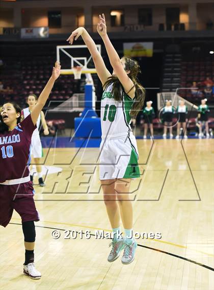 Thumbnail 1 in Ganado vs. Thatcher (AIA D4 Final) photogallery.