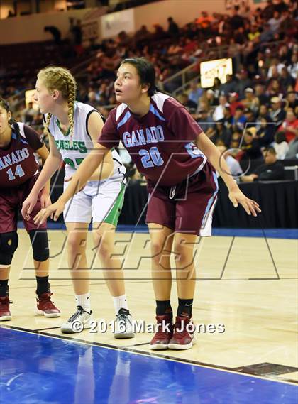 Thumbnail 2 in Ganado vs. Thatcher (AIA D4 Final) photogallery.