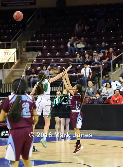 Thumbnail 1 in Ganado vs. Thatcher (AIA D4 Final) photogallery.