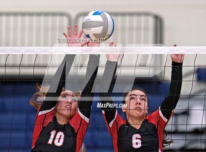 Thumbnail 1 in Kapolei vs 'Iolani (Kamehameha Tournament) photogallery.