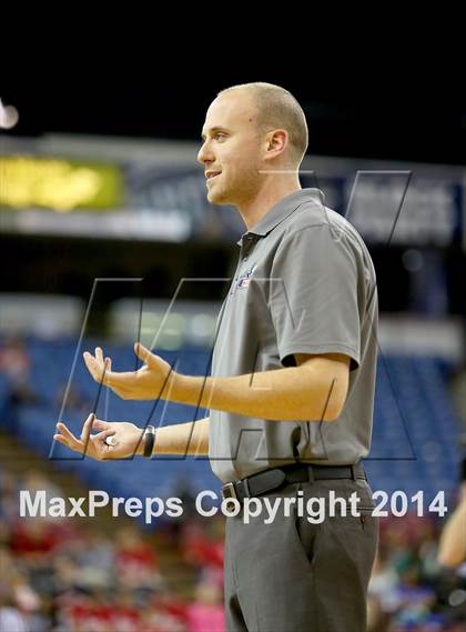 Thumbnail 2 in Drake vs Chaminade (CIF State D3 Final) photogallery.