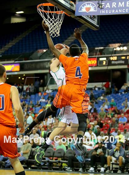 Thumbnail 3 in Drake vs Chaminade (CIF State D3 Final) photogallery.