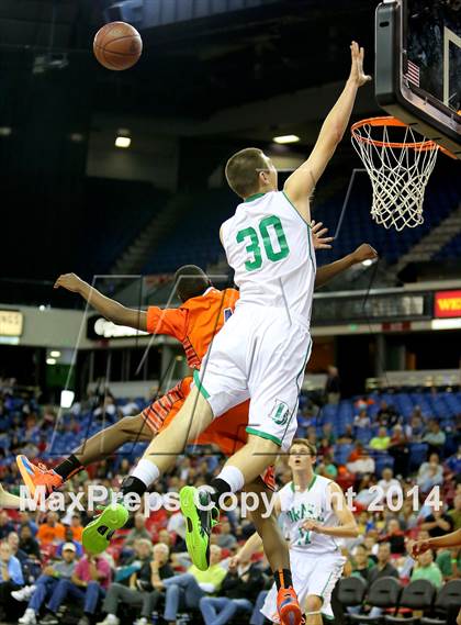 Thumbnail 2 in Drake vs Chaminade (CIF State D3 Final) photogallery.