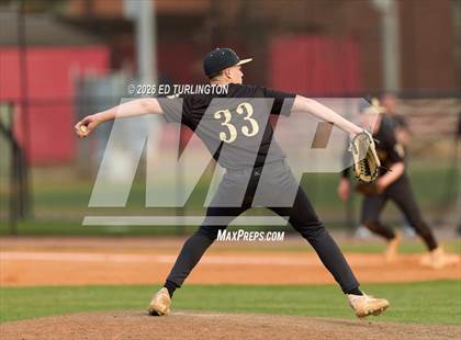 Thumbnail 3 in Sprayberry @ Lassiter photogallery.