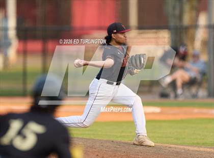 Thumbnail 3 in Sprayberry @ Lassiter photogallery.