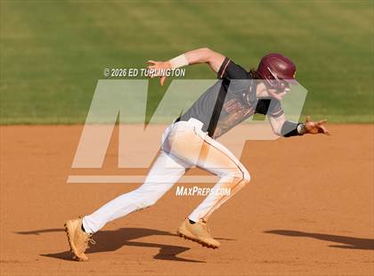 Thumbnail 3 in Sprayberry @ Lassiter photogallery.
