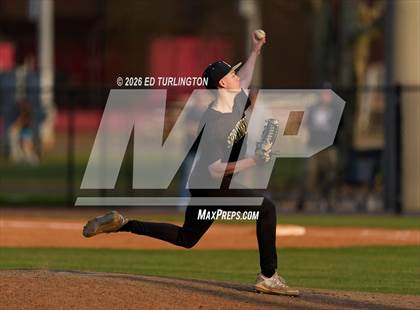 Thumbnail 2 in Sprayberry @ Lassiter photogallery.