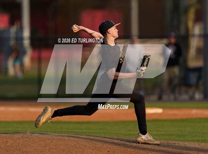 Thumbnail 3 in Sprayberry @ Lassiter photogallery.
