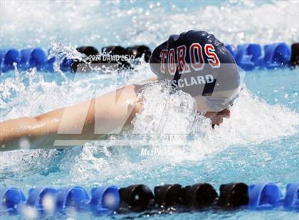 Thumbnail 2 in Wolves Invitational photogallery.