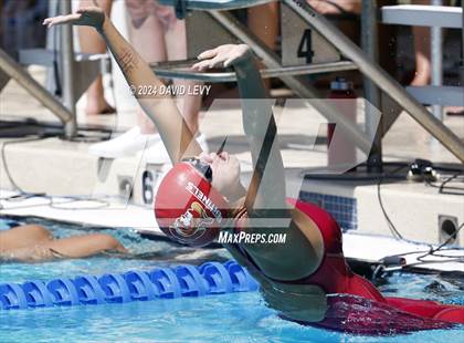 Thumbnail 3 in Wolves Invitational photogallery.