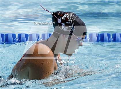 Thumbnail 3 in Wolves Invitational photogallery.