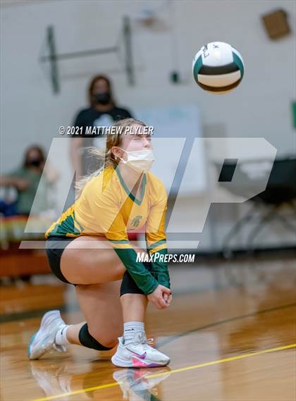 Thumbnail 2 in Jack Britt vs Pine Forest (Trojan Invitational Tournament) photogallery.