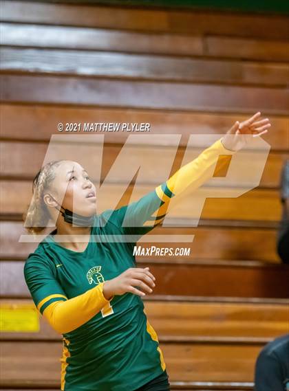 Thumbnail 3 in Jack Britt vs Pine Forest (Trojan Invitational Tournament) photogallery.