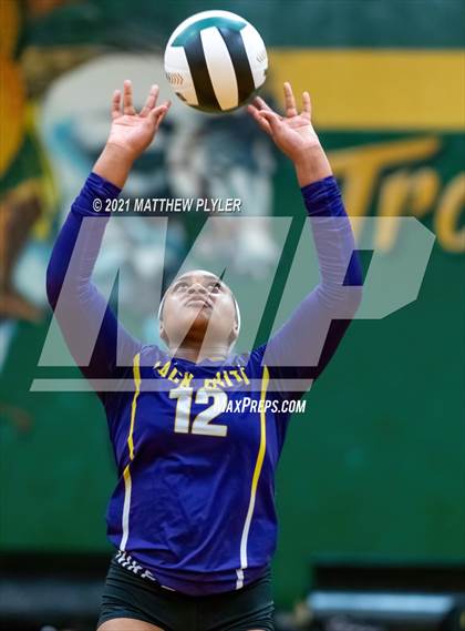 Thumbnail 3 in Jack Britt vs Pine Forest (Trojan Invitational Tournament) photogallery.