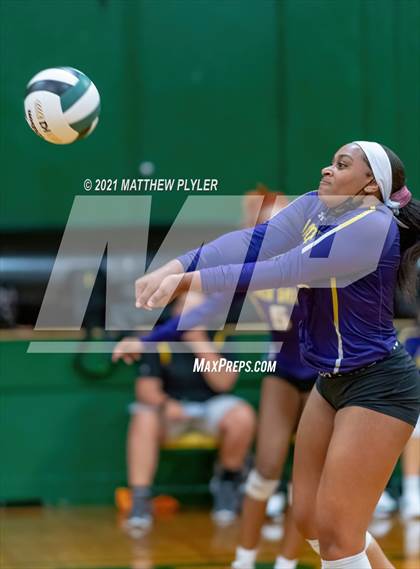 Thumbnail 3 in Jack Britt vs Pine Forest (Trojan Invitational Tournament) photogallery.